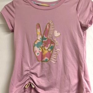 Girls size 7/8 tee